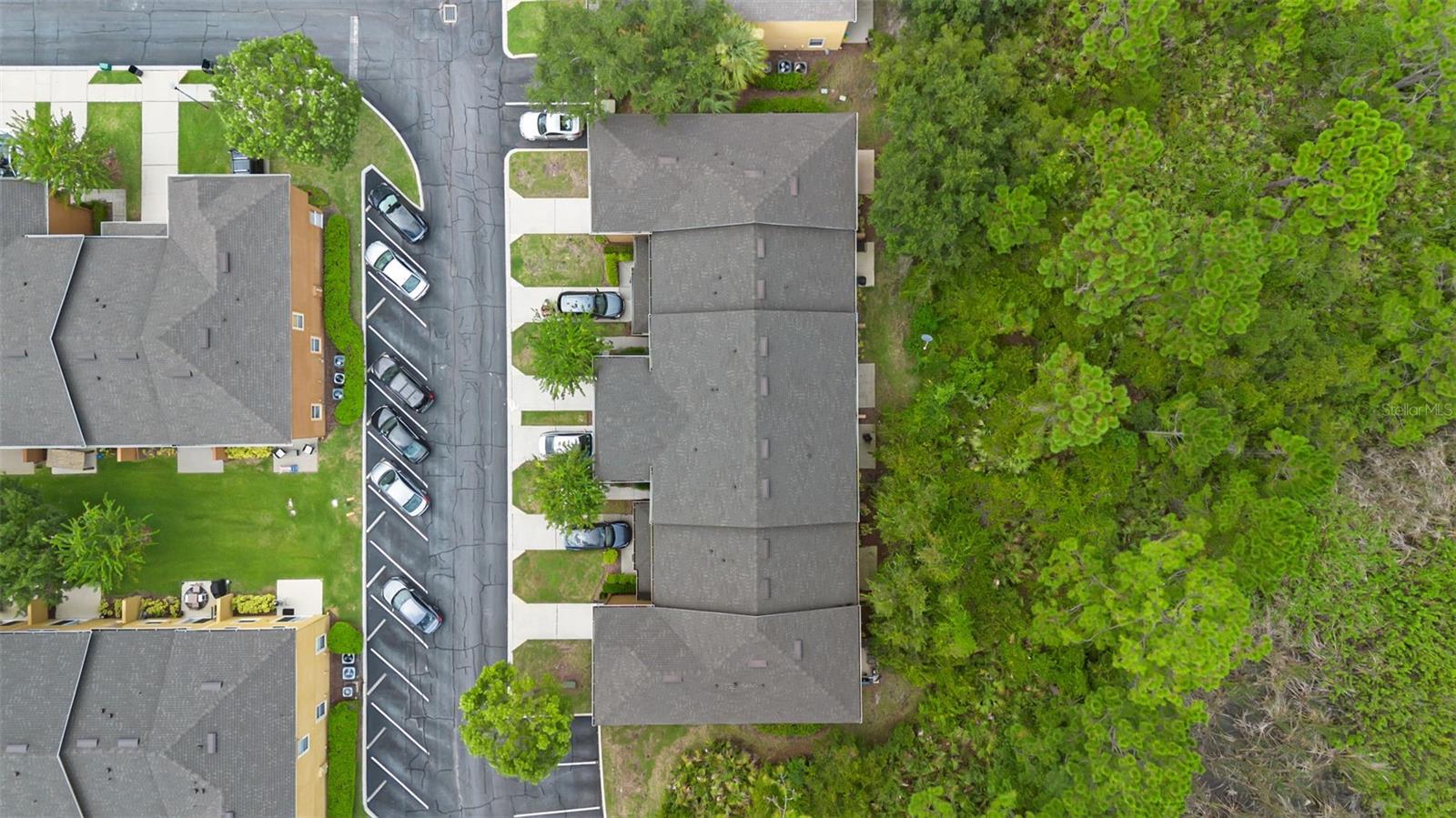 HAWTHORNE GLEN TWNHMS - Residential