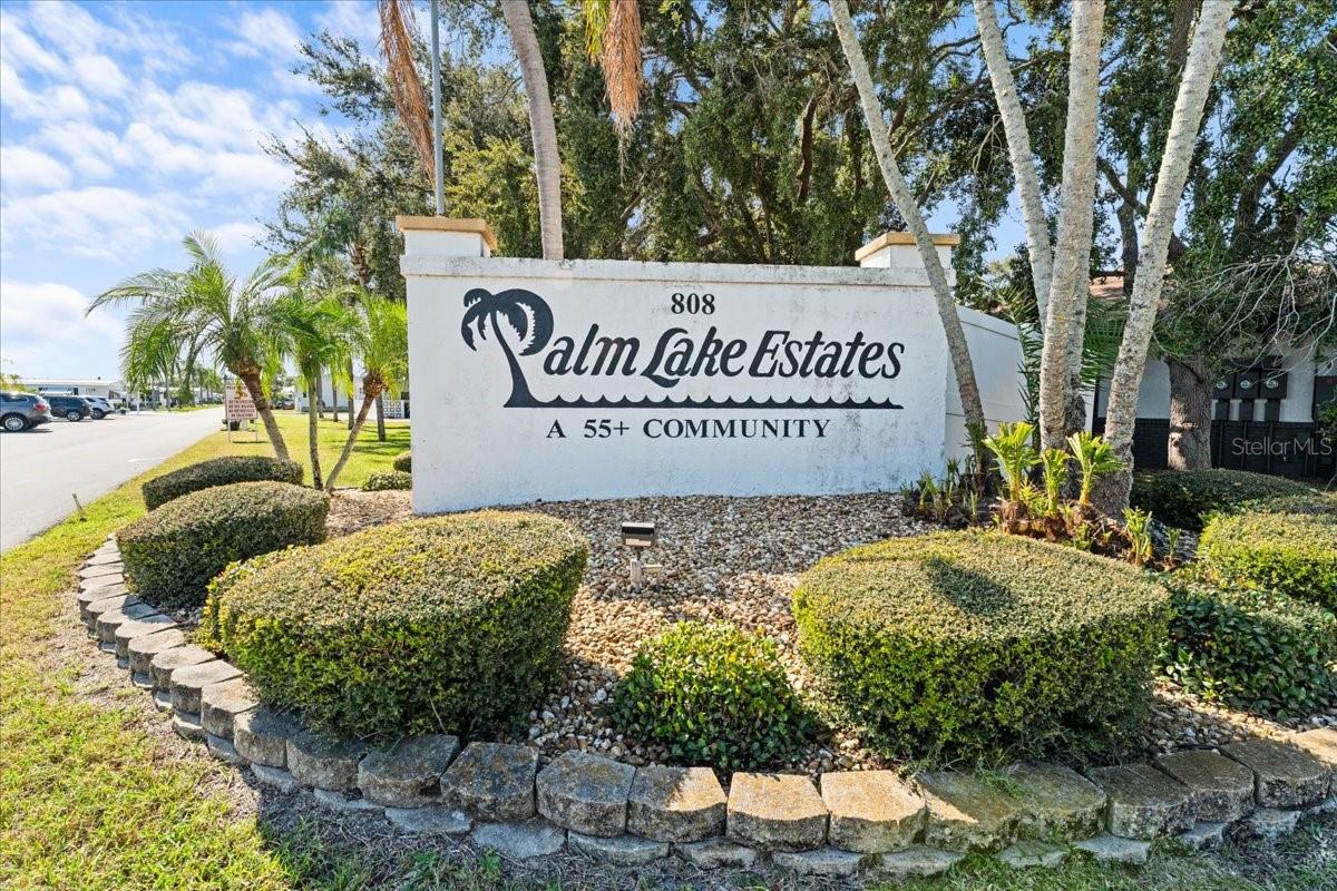 PALM LAKE ESTATES - Residential