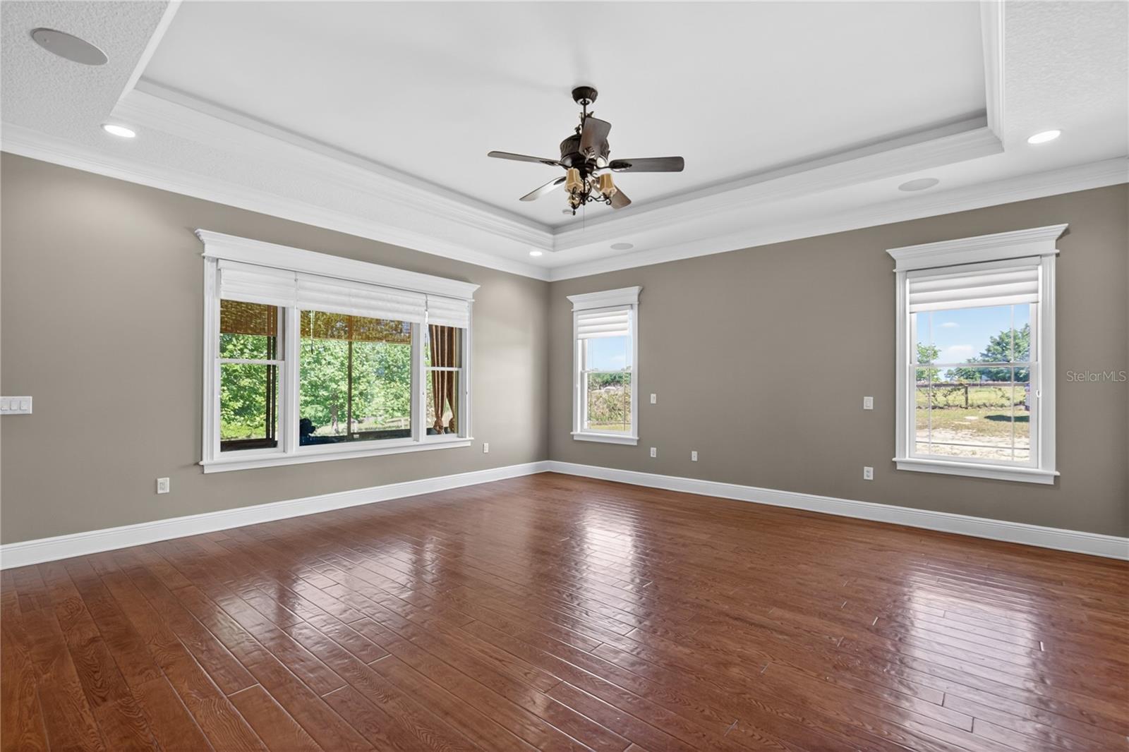 ACREAGE - Residential