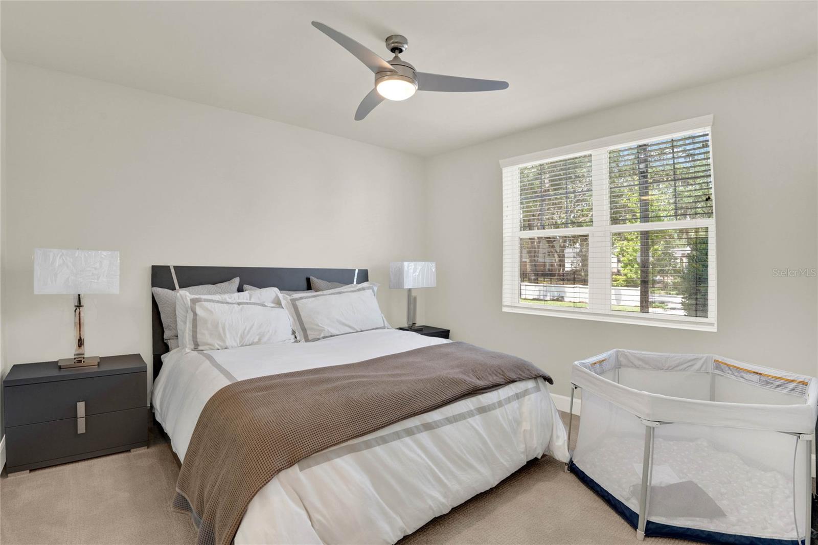 Photo 8 of 53 of 137 S PARK AVENUE townhome