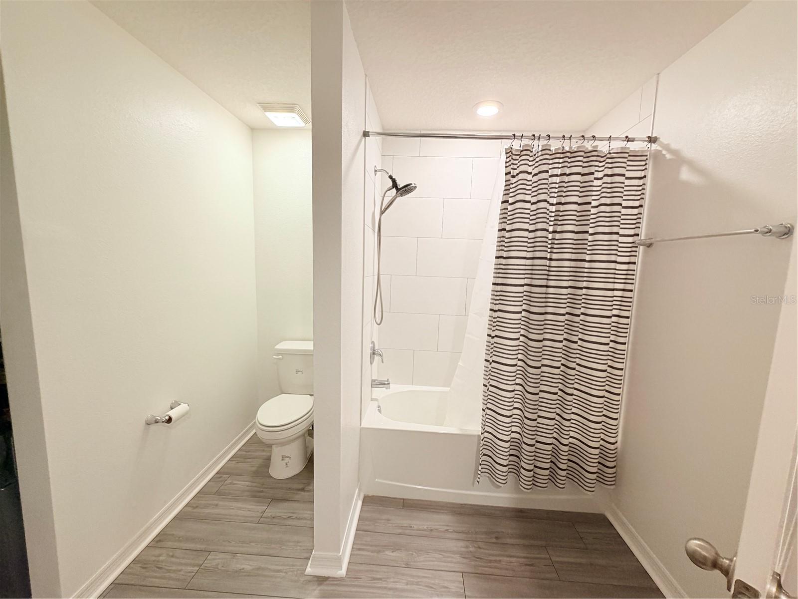 POINCIANA NBRDH 2 VILL 8 - Residential