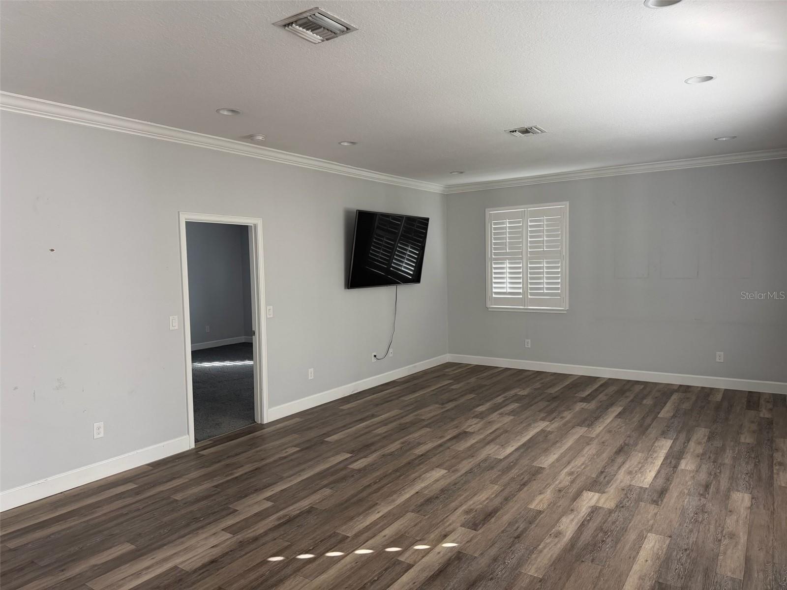 NORTHPOINTE VILLAS - Residential Lease