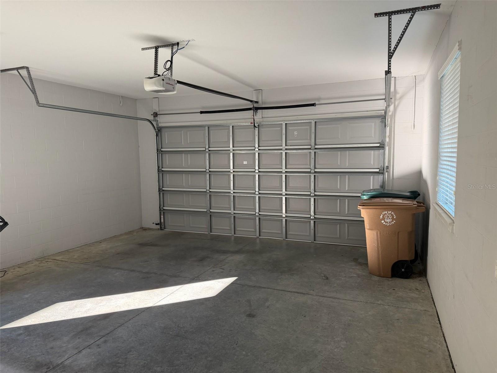 NORTHPOINTE VILLAS - Residential Lease