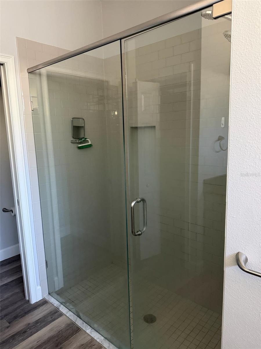 NORTHPOINTE VILLAS - Residential Lease