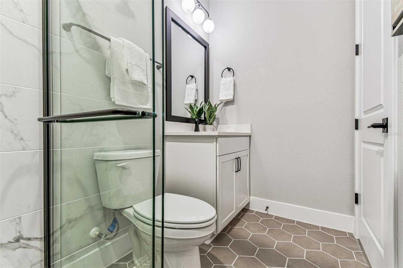 EMERALD LANDING AT WATERSIDE - Residential