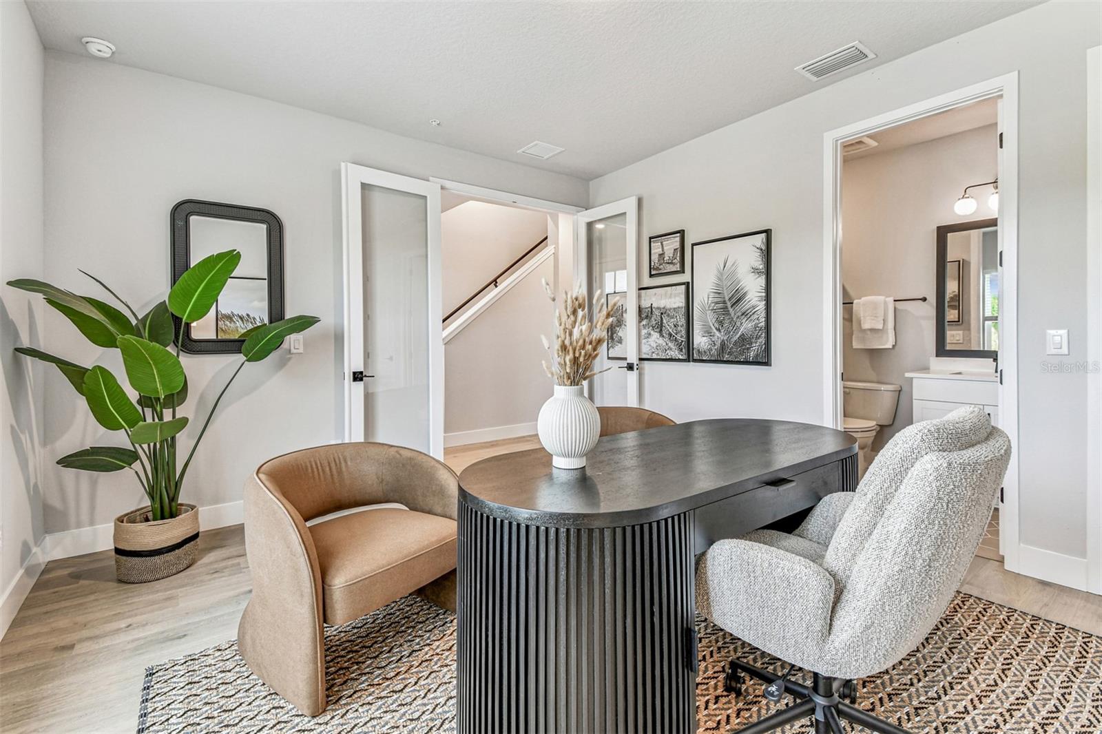 EMERALD LANDING AT WATERSIDE - Residential