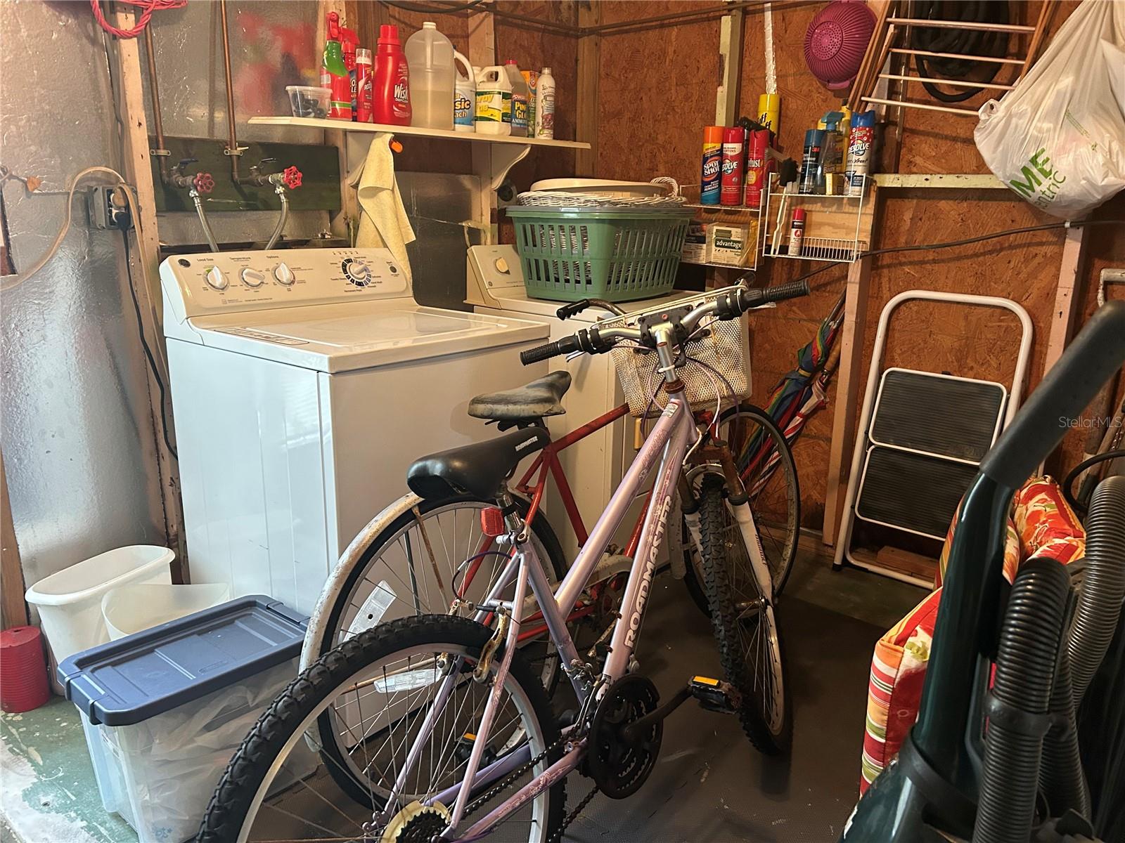 TRI-PAR ESTATES - Residential