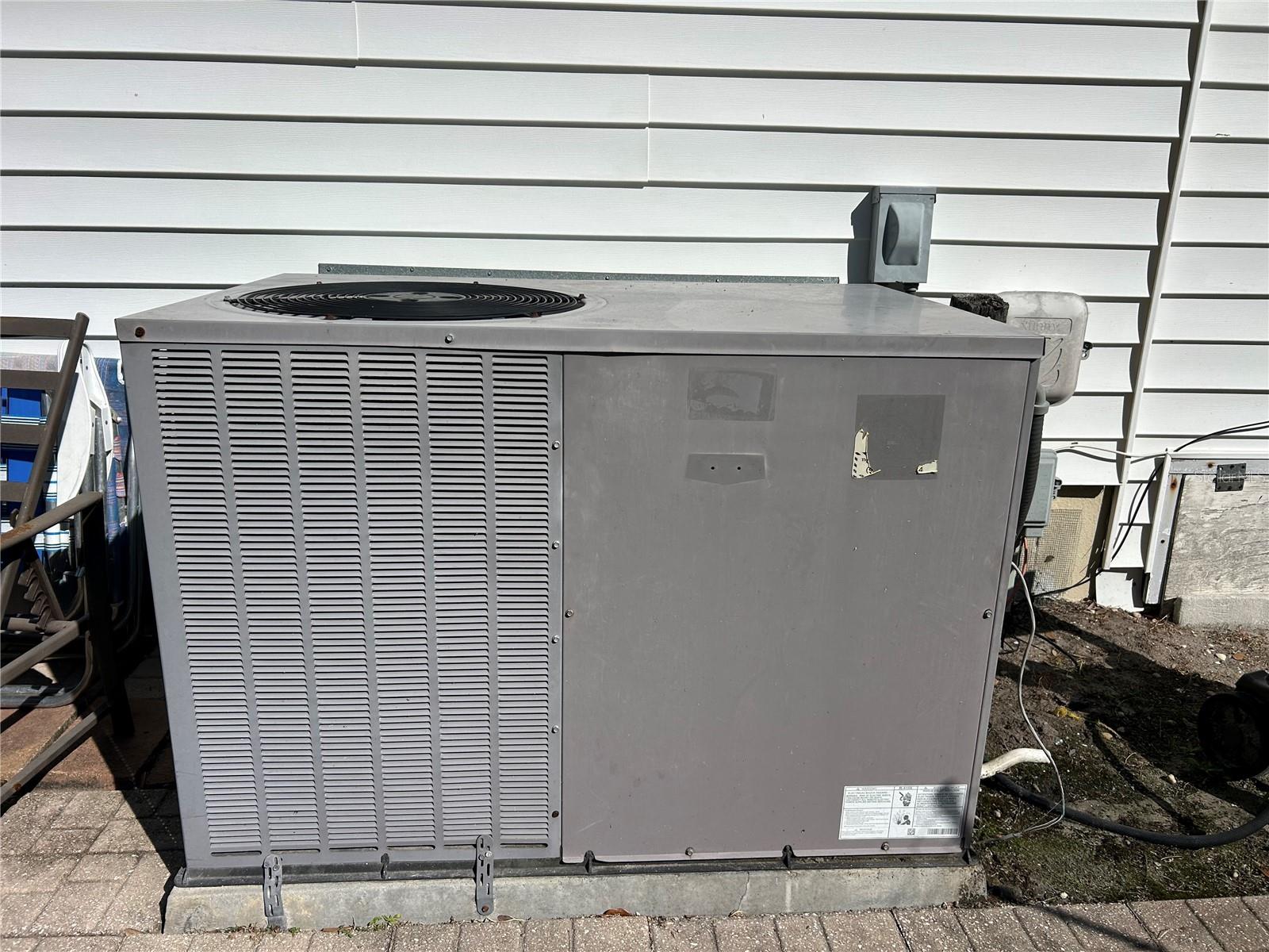 TRI-PAR ESTATES - Residential