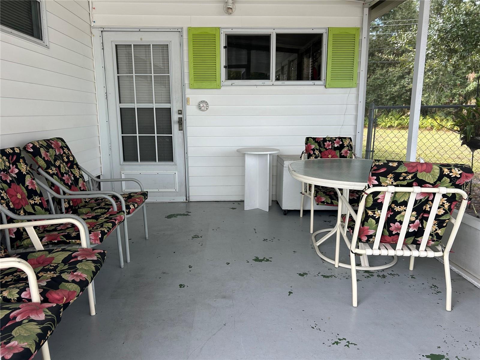 TRI-PAR ESTATES - Residential