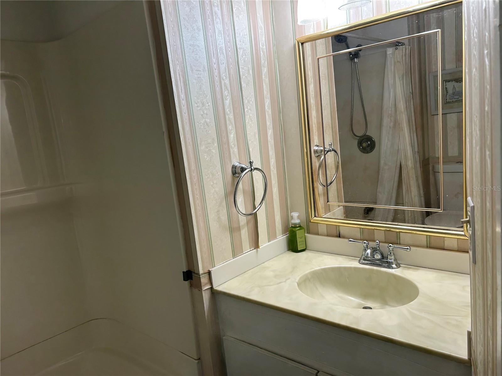 TRI-PAR ESTATES - Residential