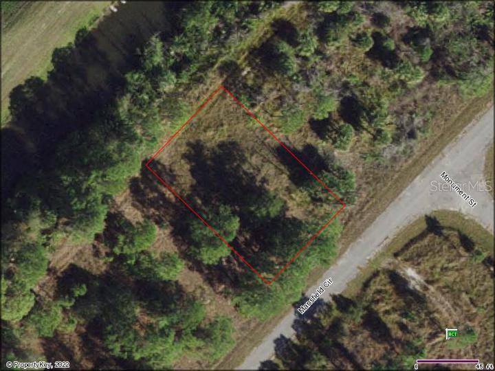 Beautiful, wooded, freshwater canal lot located in the heart of North Port. Drink your morning coffee, kayak, paddleboard, or watch gorgeous Florida sunsets from your very own back yard waterway. If you are thinking of building or investing in real estate, this may be the perfect property for you. Close to boating, fishing, shopping, beaches, restaurants, schools, public boat ramps and area attractions.