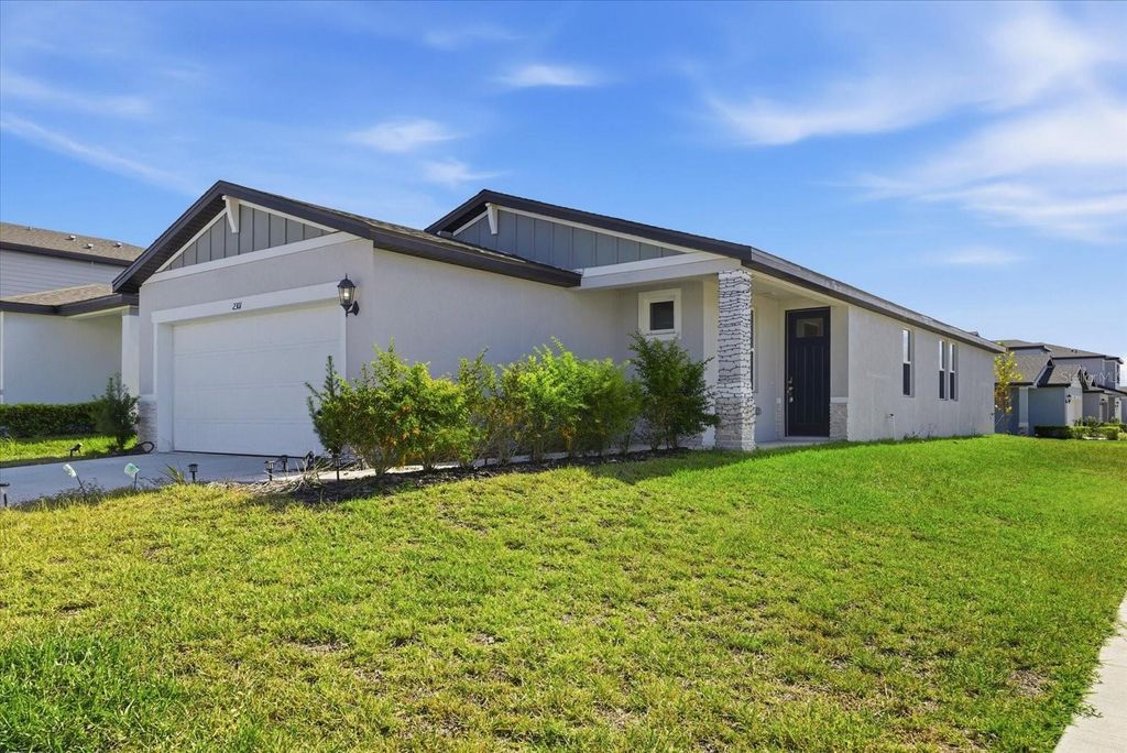 Photo of 2301 E Newsome Road, Plant City, FL 33565 (MLS # TB8445551)