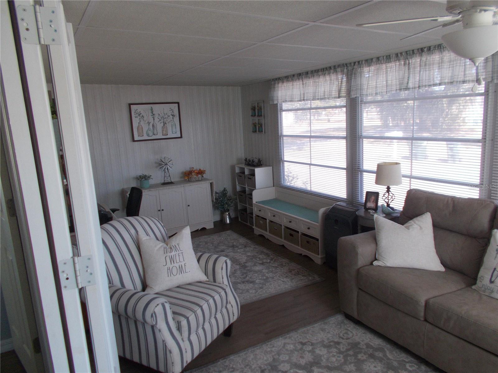 HOLIDAY PARK - Residential