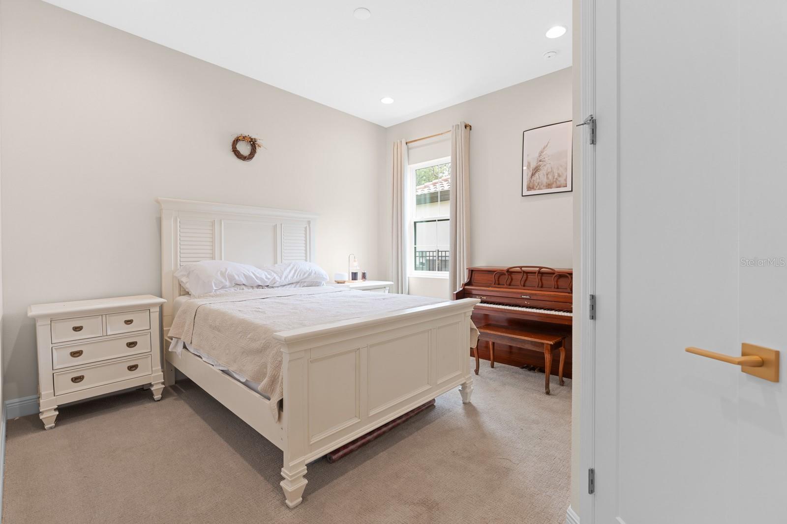HAWKSTONE - Residential