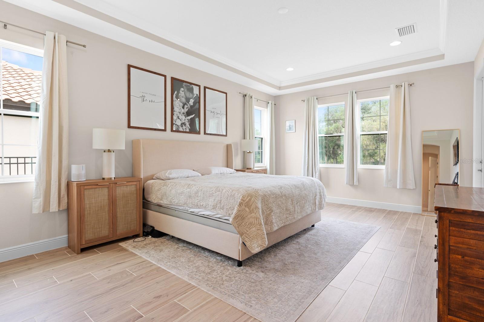 HAWKSTONE - Residential