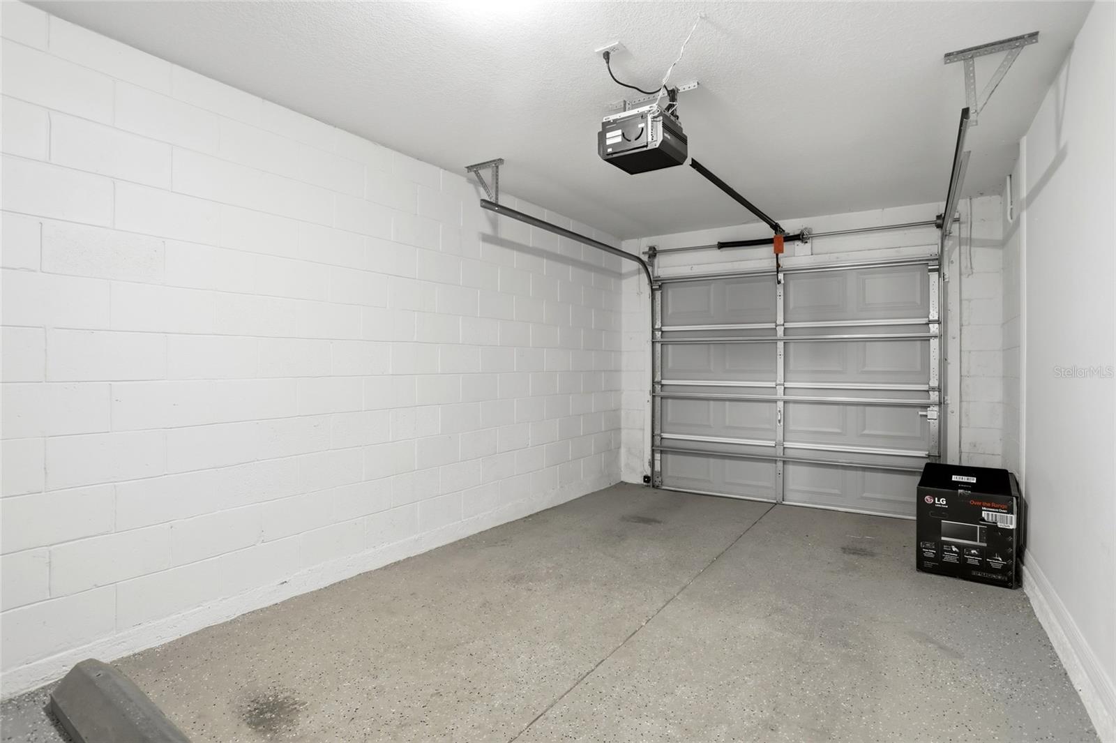 WALDEN CHASE - Residential