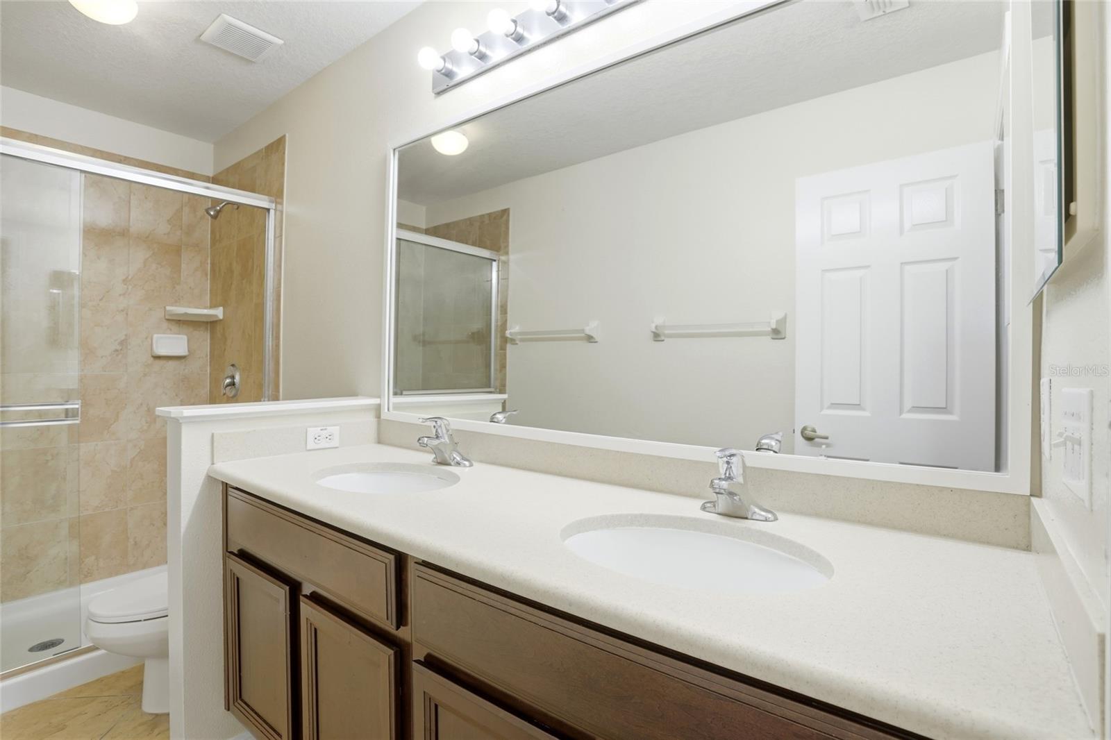 WALDEN CHASE - Residential