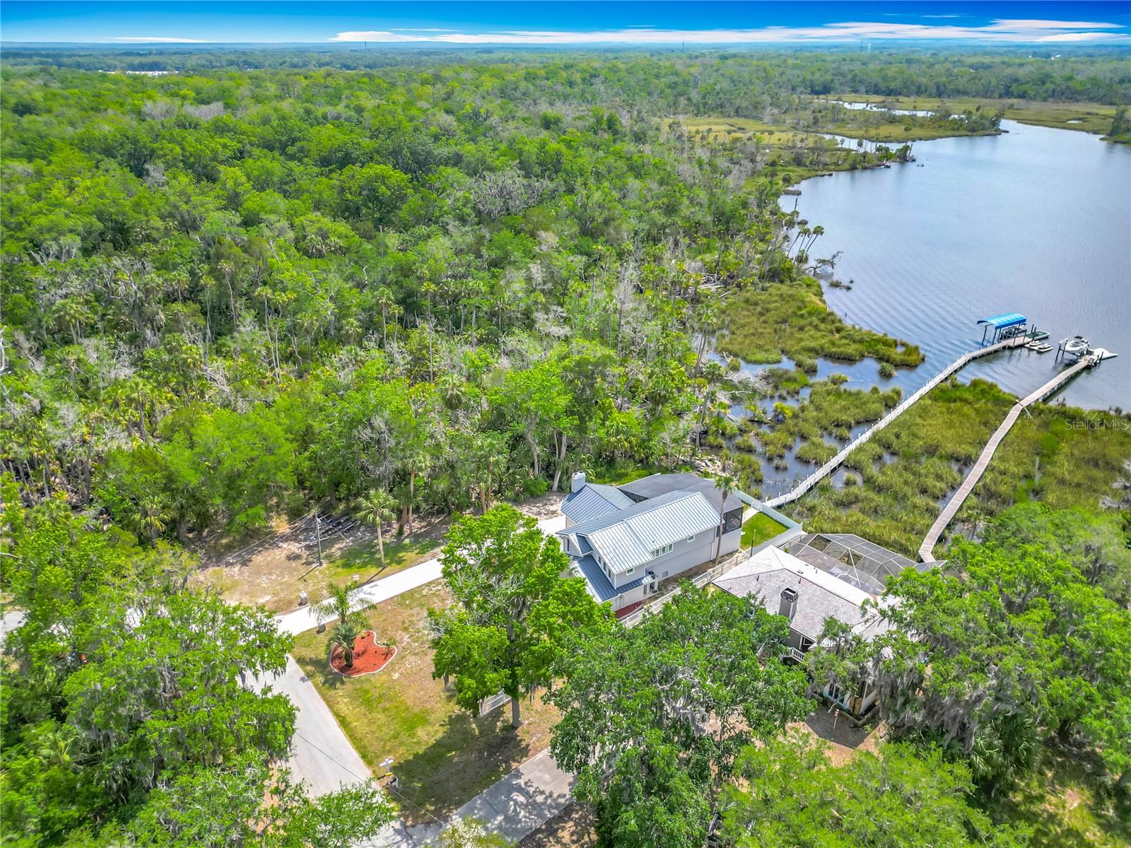 MAGNOLIA COVE - Residential