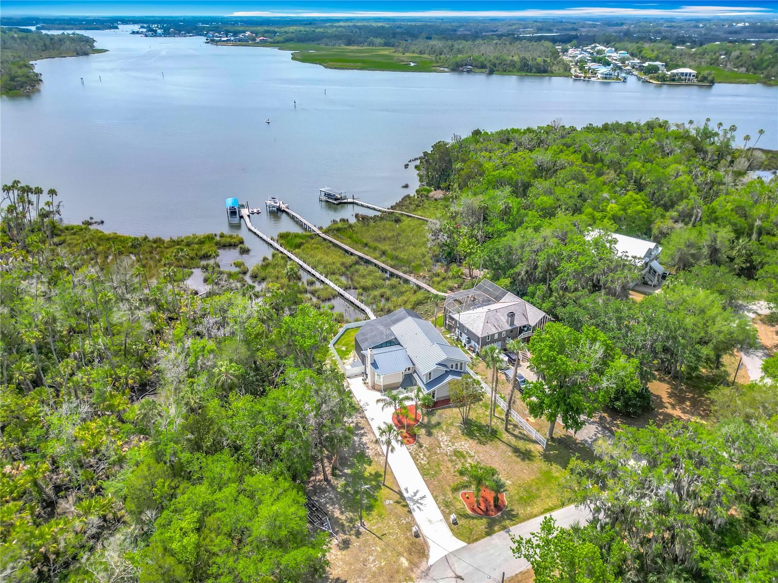 MAGNOLIA COVE - Residential