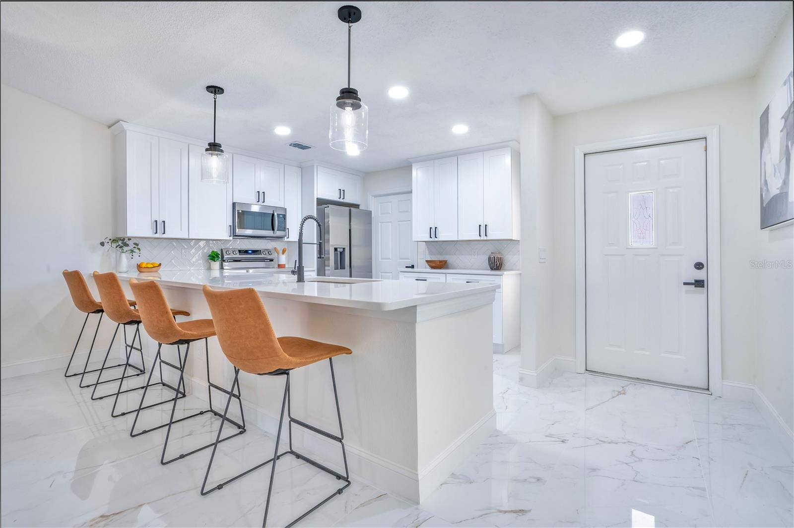 LAKEVIEW VILLAS AT PEBBLE CREE - Residential