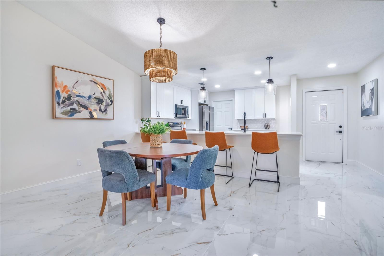 LAKEVIEW VILLAS AT PEBBLE CREE - Residential