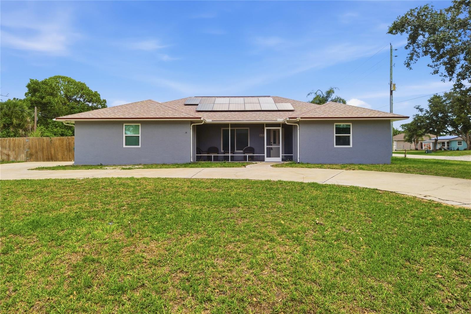 602 LAKE DRIVE