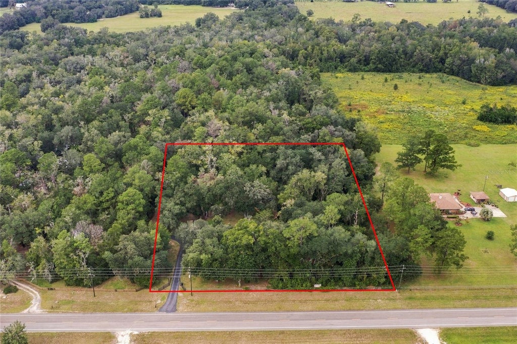 Photo of 16414 N County Road 225, Gainesville, FL 32609 (MLS # GC544067)