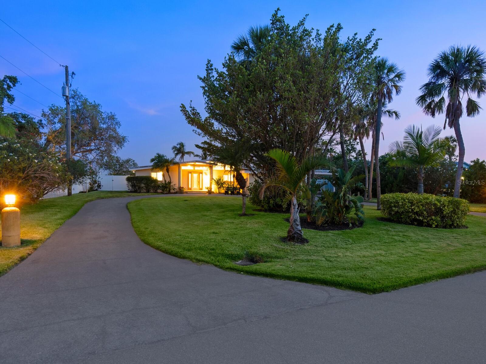 355 SHORE DRIVE
