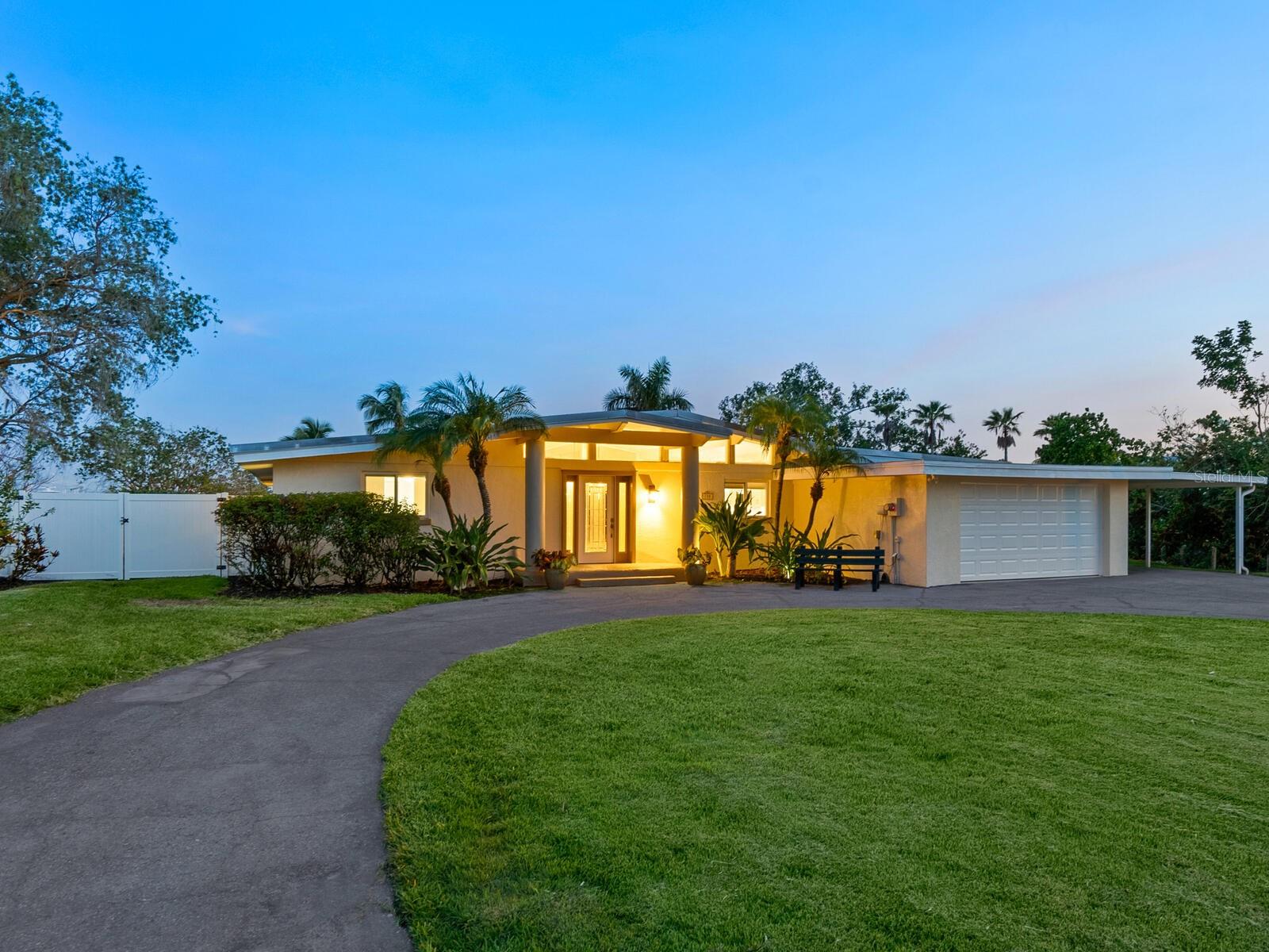 355 SHORE DRIVE