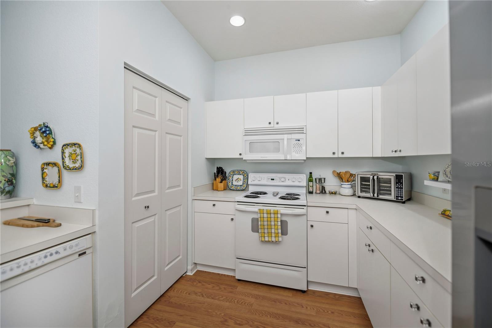 HERITAGE OAK PARK - Residential