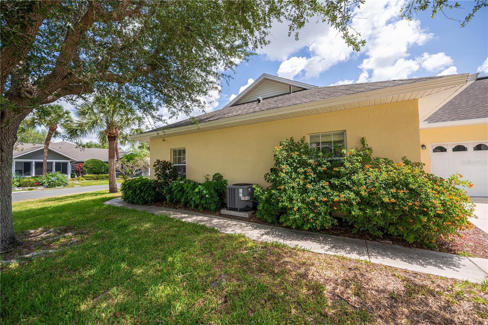 HERITAGE OAK PARK - Residential