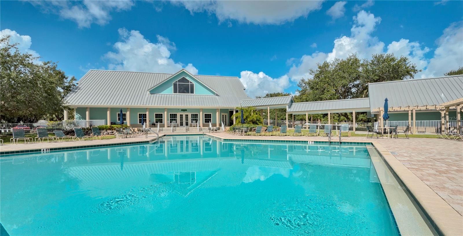 HERITAGE OAK PARK - Residential