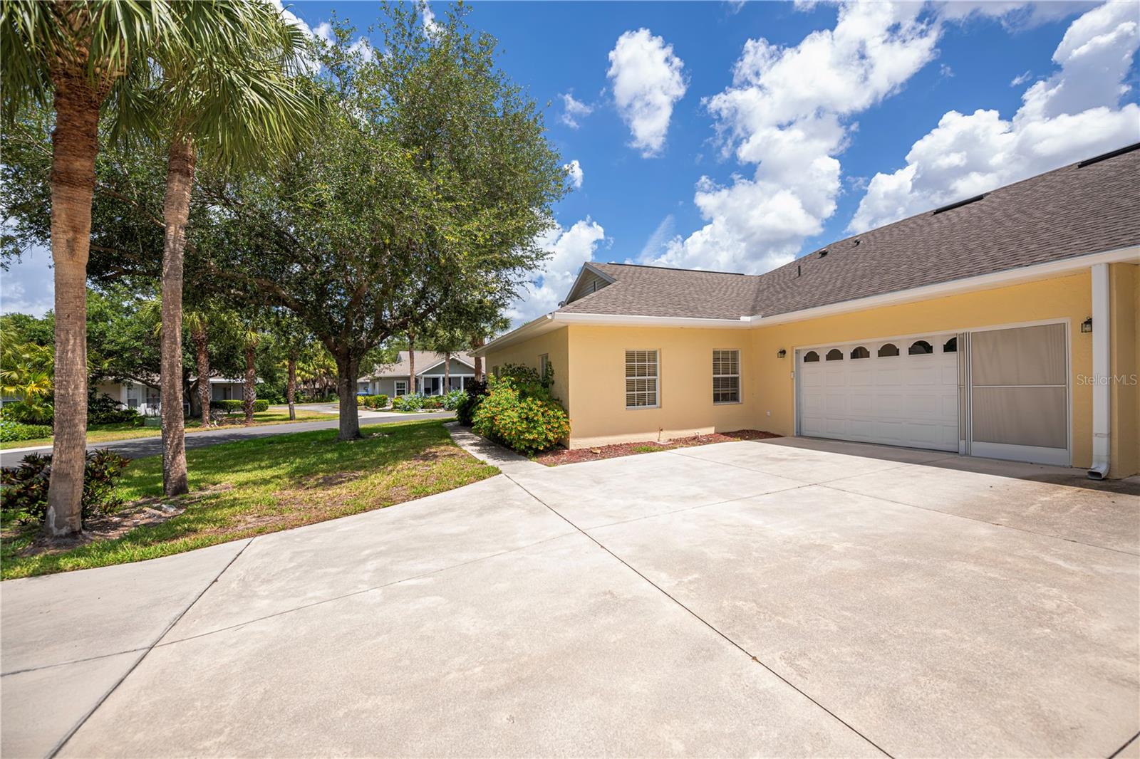 HERITAGE OAK PARK - Residential
