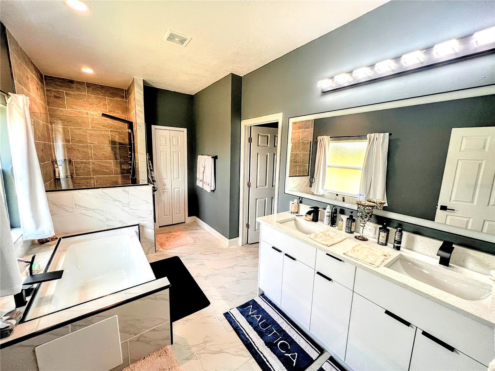 SPRING HILL - Residential Lease