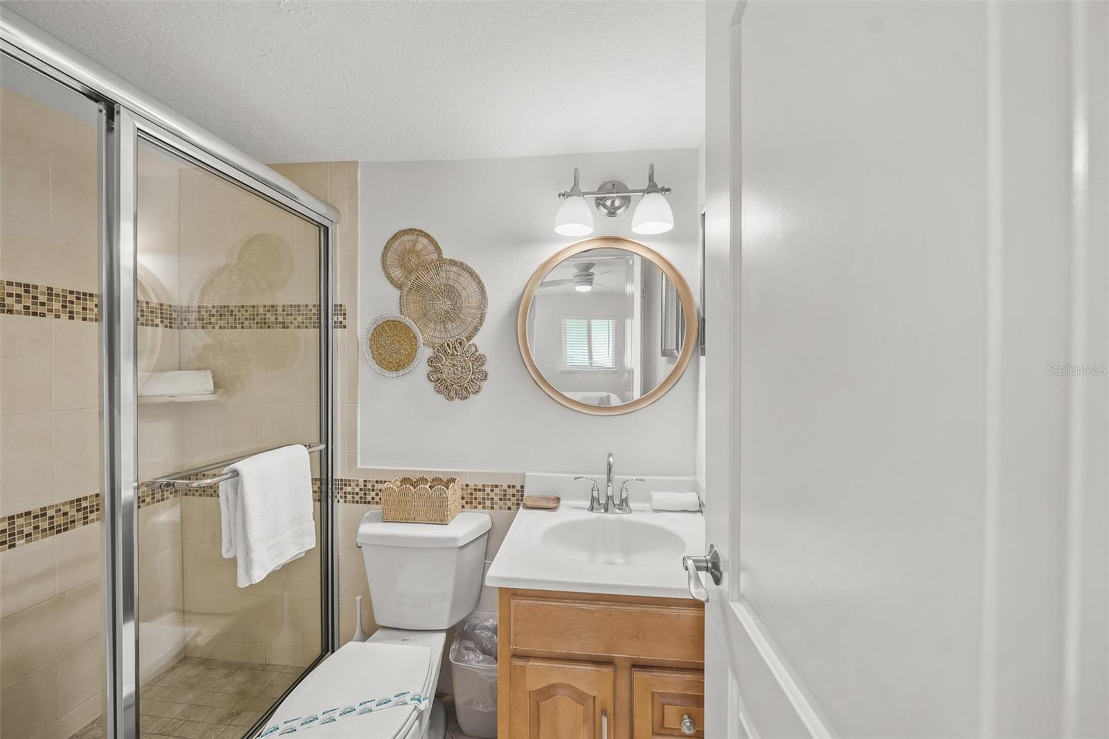 SARASOTA BEACH - Residential Income