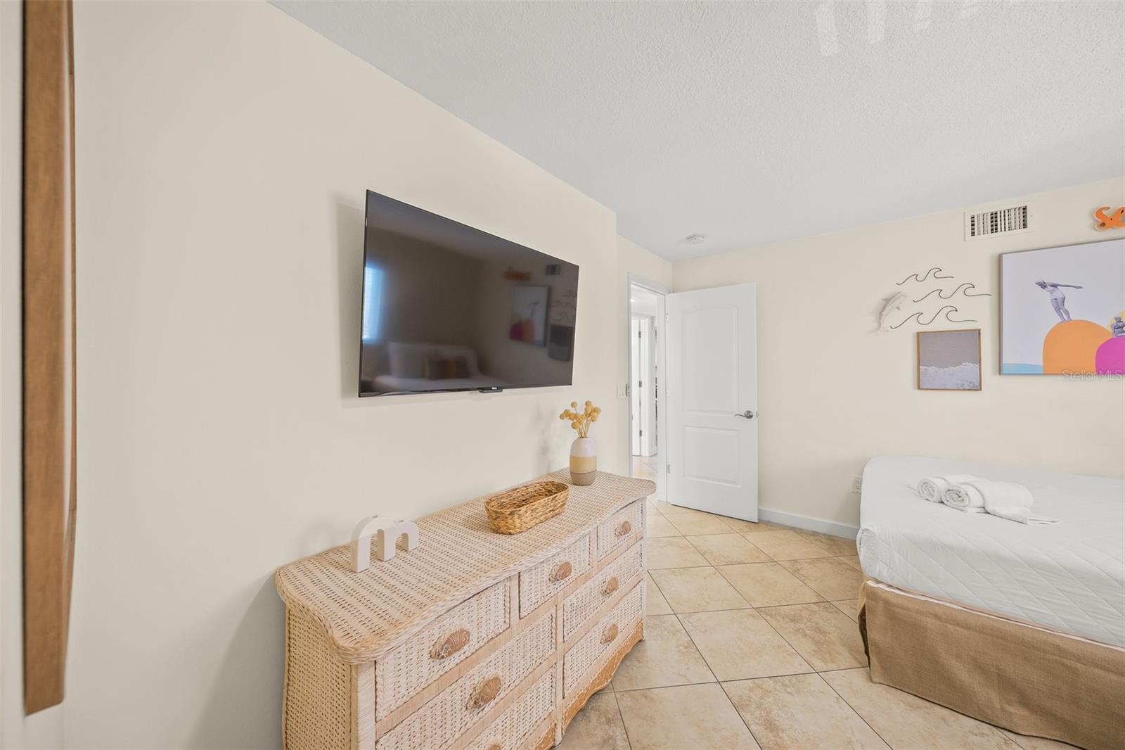 SARASOTA BEACH - Residential Income