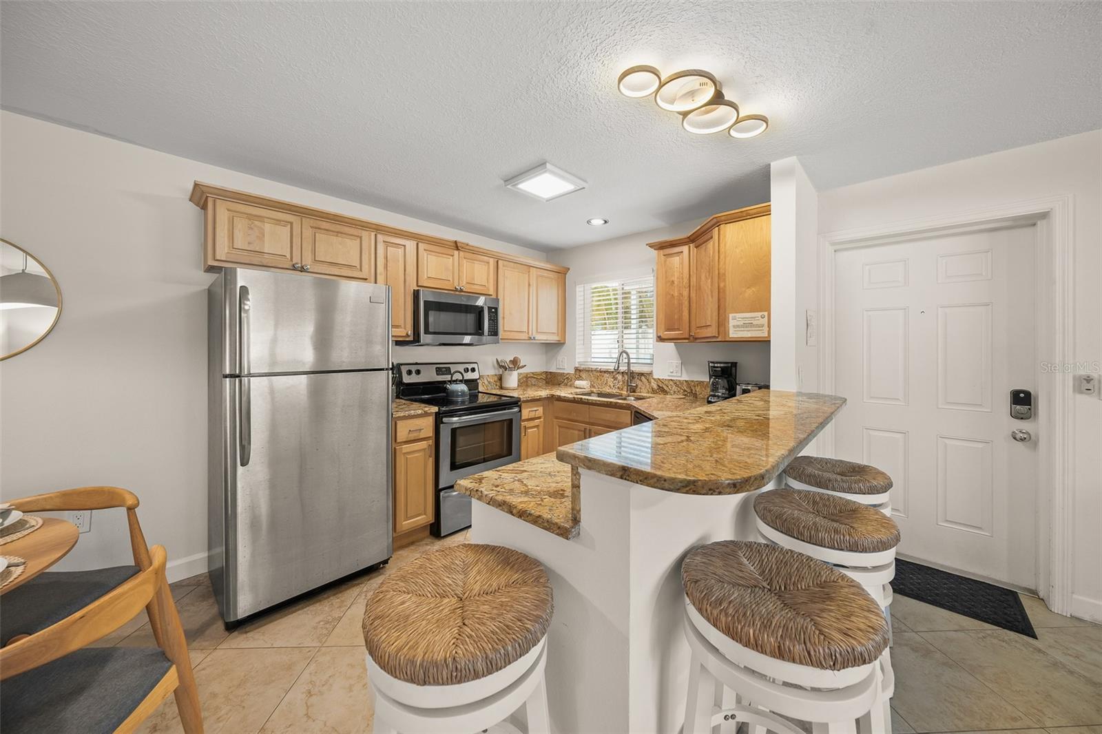 SARASOTA BEACH - Residential Income