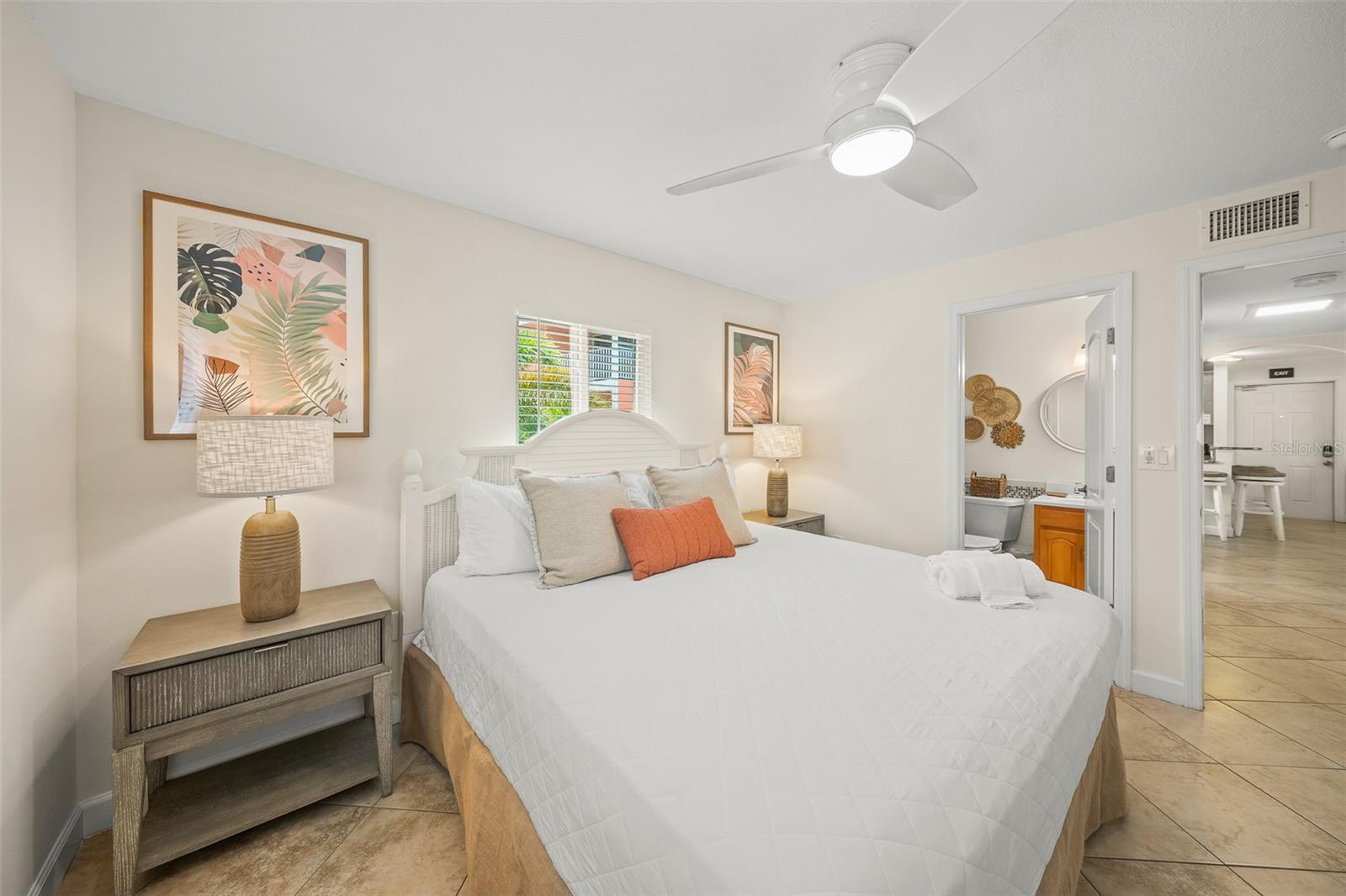 SARASOTA BEACH - Residential Income