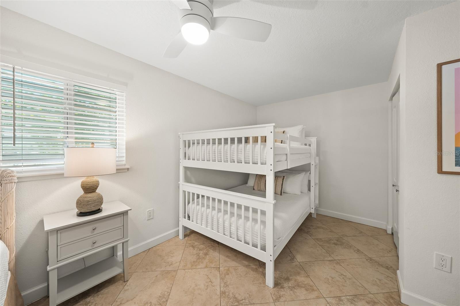 SARASOTA BEACH - Residential Income