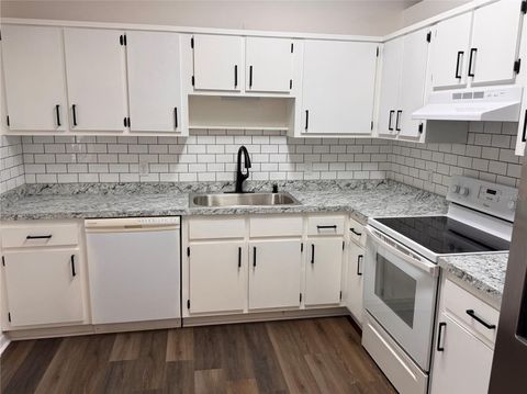 Tiny photo for 4545 SE 62nd Street, Ocala, FL 34480 (MLS # OM719879)