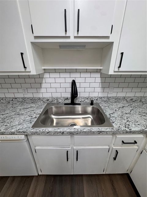 Tiny photo for 4545 SE 62nd Street, Ocala, FL 34480 (MLS # OM719879)