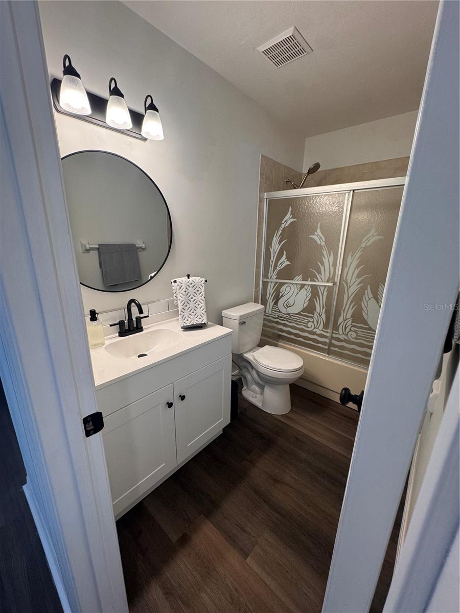 HIGH POINTE - Residential