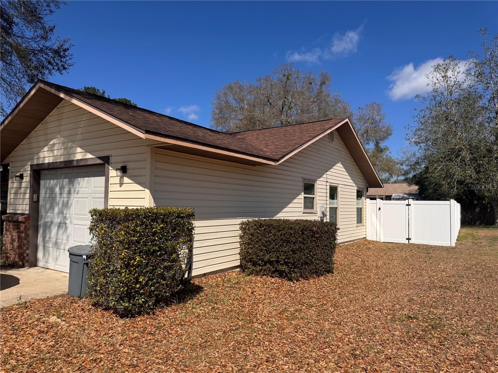 HIGH POINTE - Residential