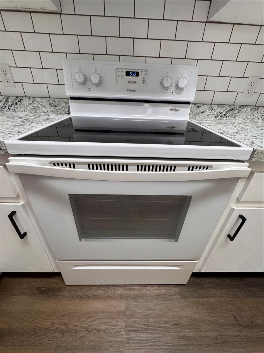 HIGH POINTE - Residential