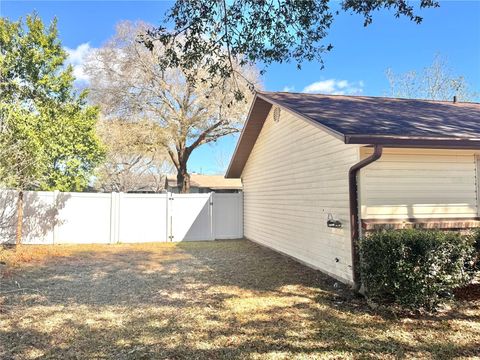 Tiny photo for 4545 SE 62nd Street, Ocala, FL 34480 (MLS # OM719879)