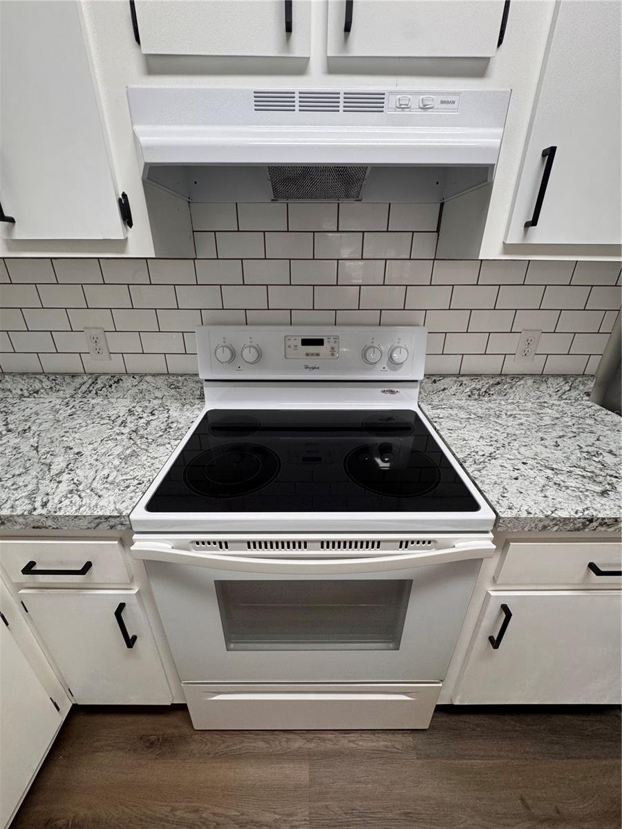 HIGH POINTE - Residential