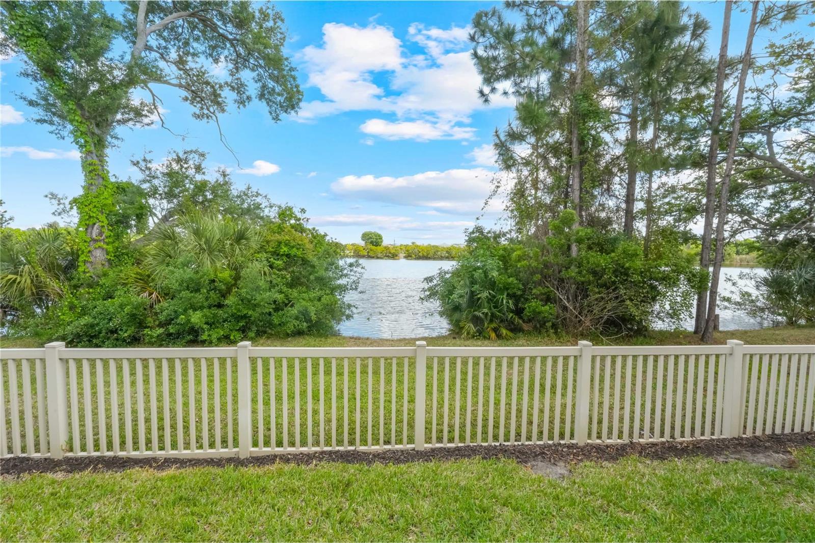 WEST LAKE TWNHMS PH 2 - Residential