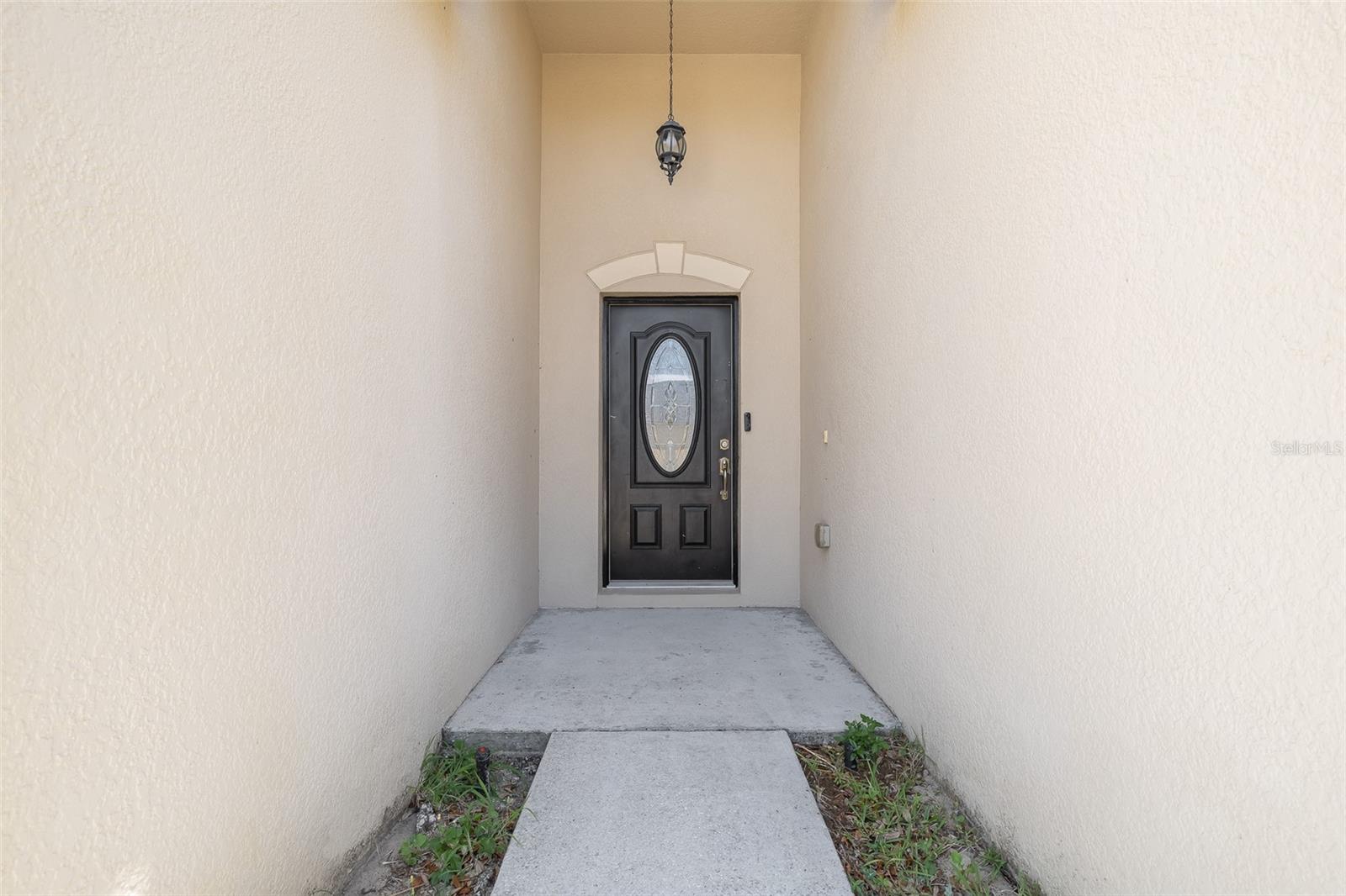 3216 LYNROCK AVENUE