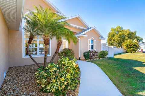 521 GROVE AVENUE NW PORT CHARLOTTE FL 33952