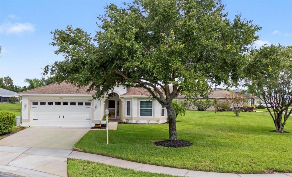 Photo of 12027 Fern Terrace Court, Trinity, FL 34655 (MLS # W7889082)